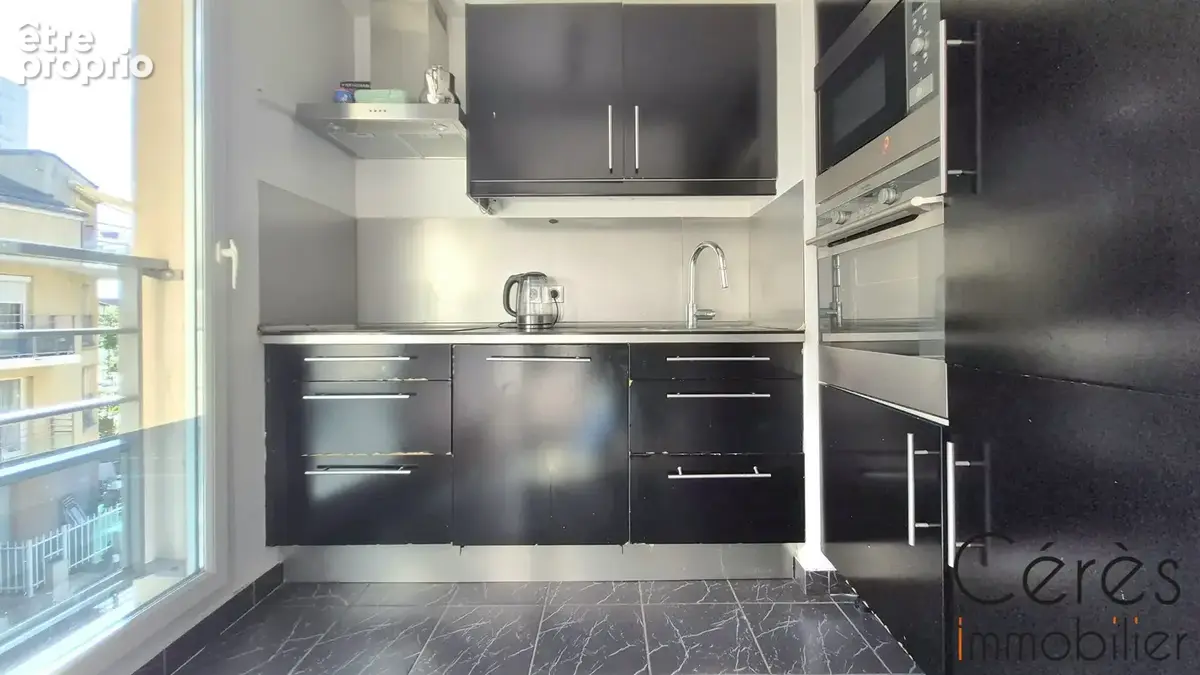 Appartement 3 pièces 59 m² à vendre à Noisy-Le-Sec (93130) - photo 3