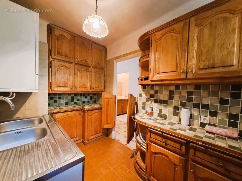 À vendre idéal investisseur ou premier achat : Appartement T3 à rénover à Sartène, Corse du Sud - photo 10