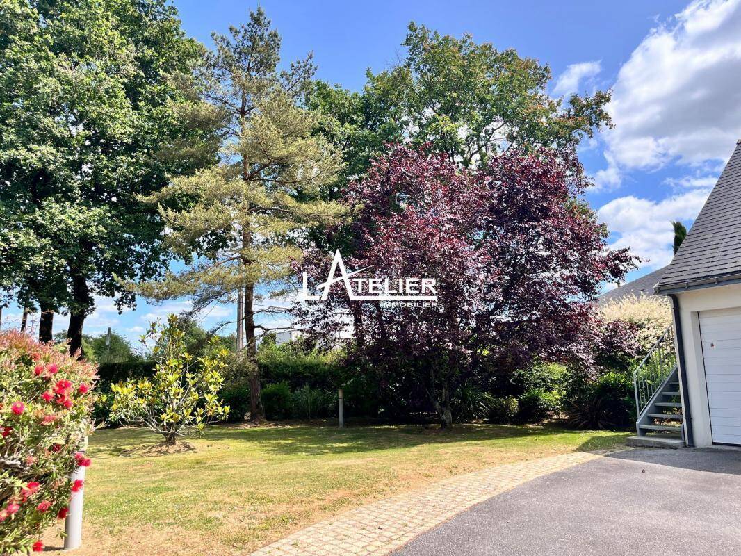 Maison à SAINT-ETIENNE-DE-MONTLUC
