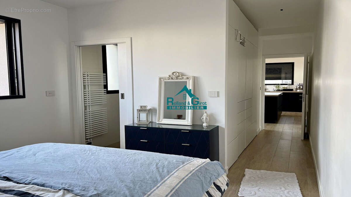 Contemporaine à Chateaugiron 4 chambres - photo 5