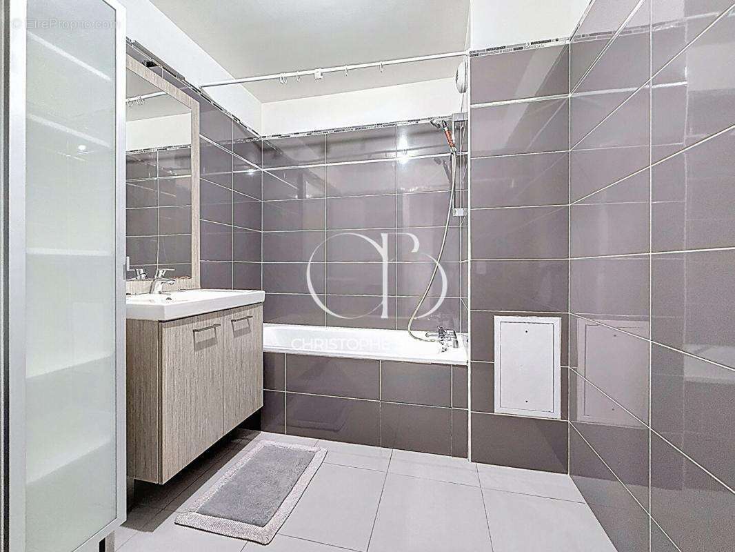 Appartement à LE KREMLIN-BICETRE