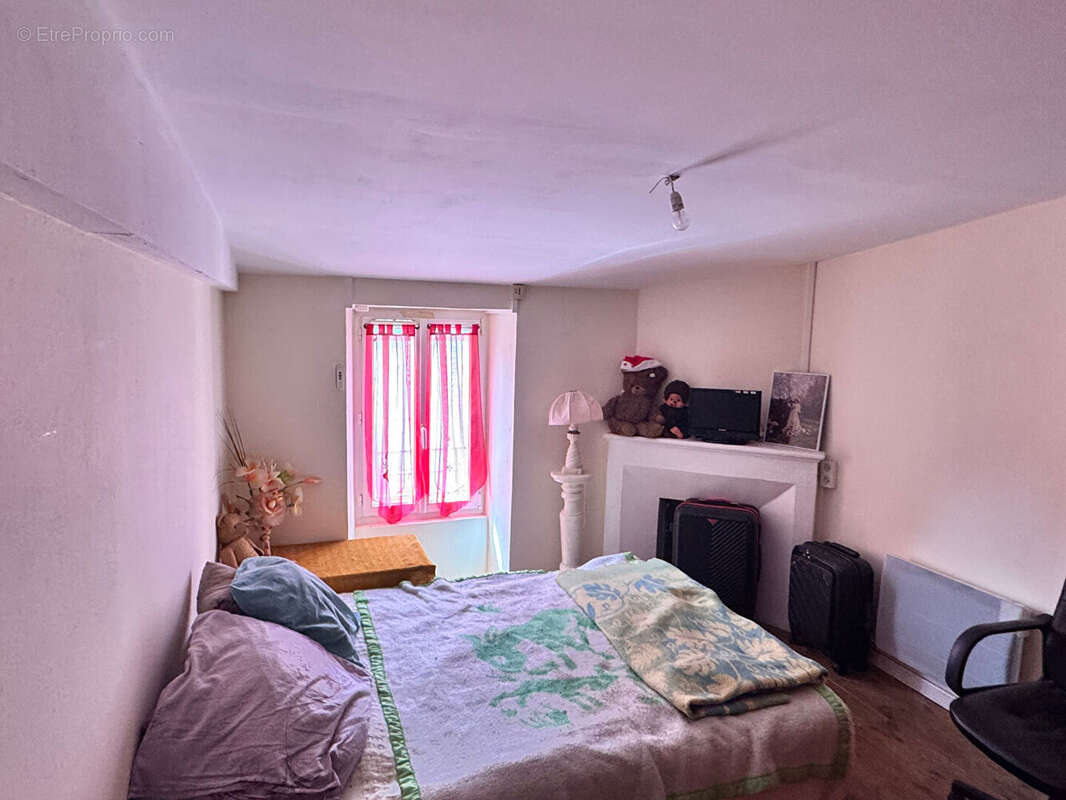 Maison à TONNAY-CHARENTE