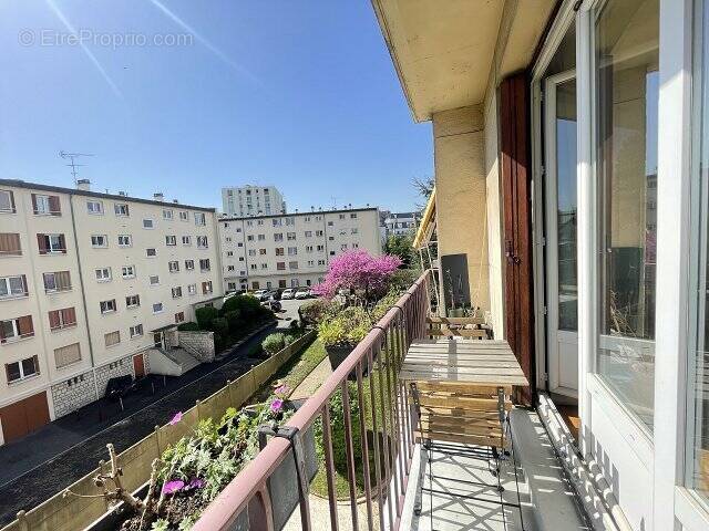 Appartement à MAISONS-ALFORT