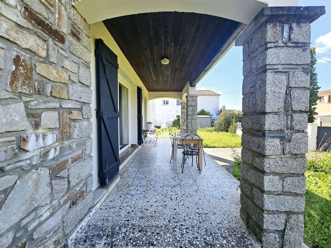 Maison à PRUNELLI-DI-FIUMORBO