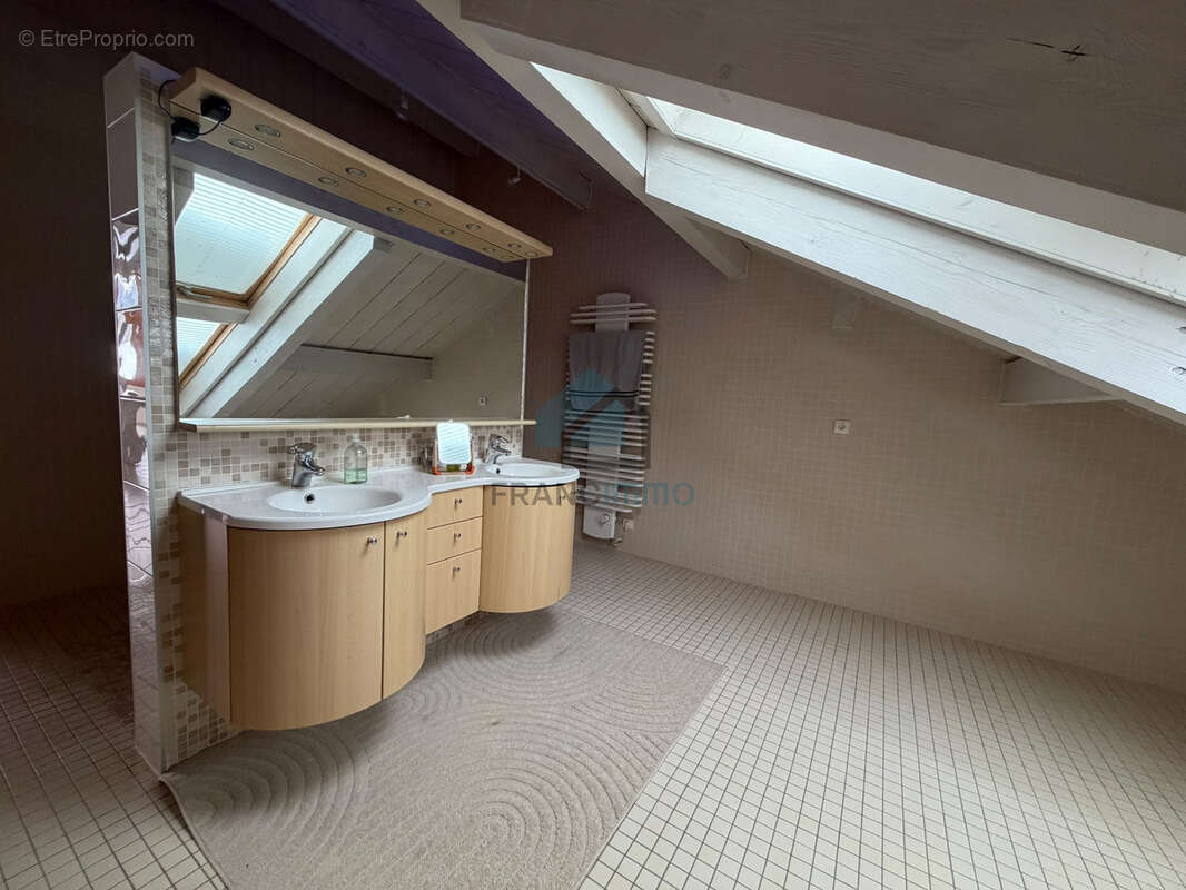 Charquemont - appartement atypique de 172.84m2 - photo 6