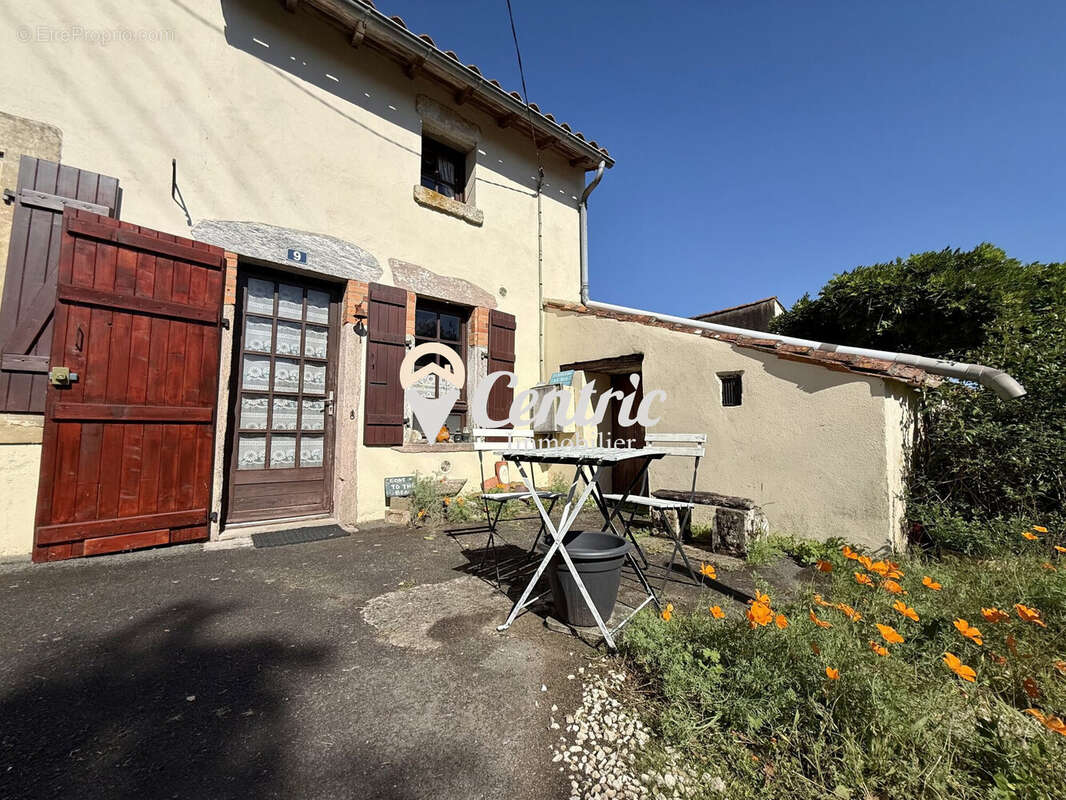 Maison à ANTIGNY