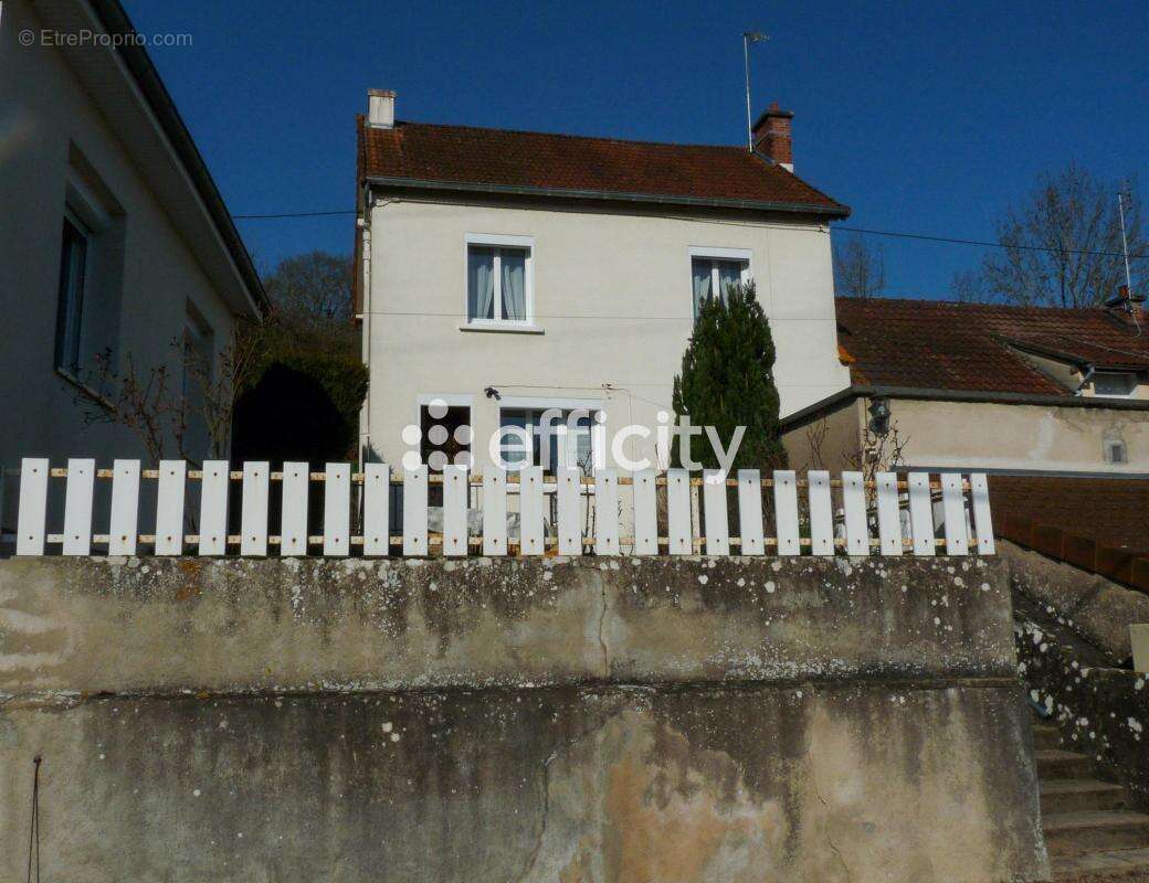 Appartement à GUEUGNON
