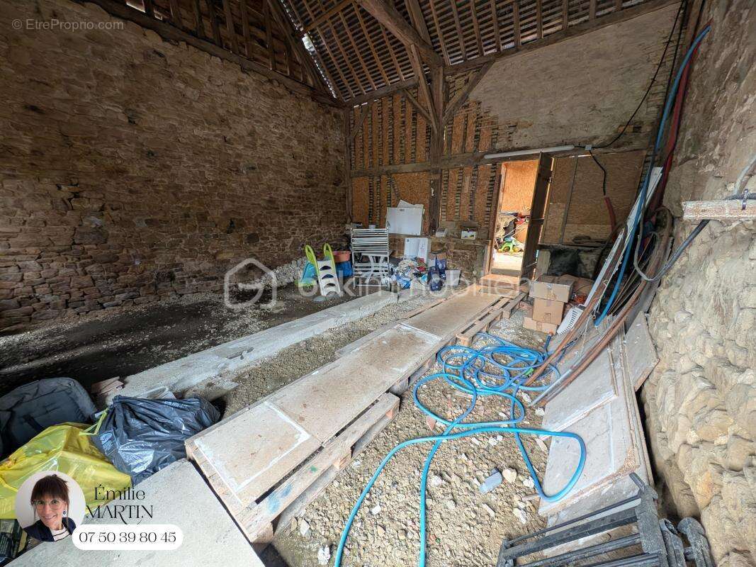 Maison de campagne offrant un beau potentiel ! - photo 17