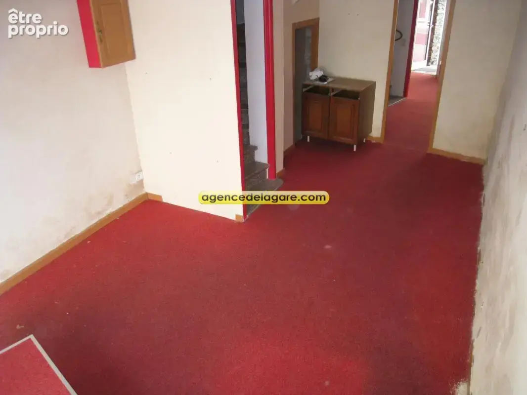 Mur et local commercial vide - photo 2