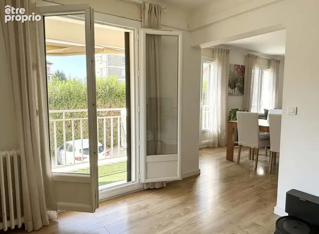 Appartement 81 m² à Arles  - photo 3