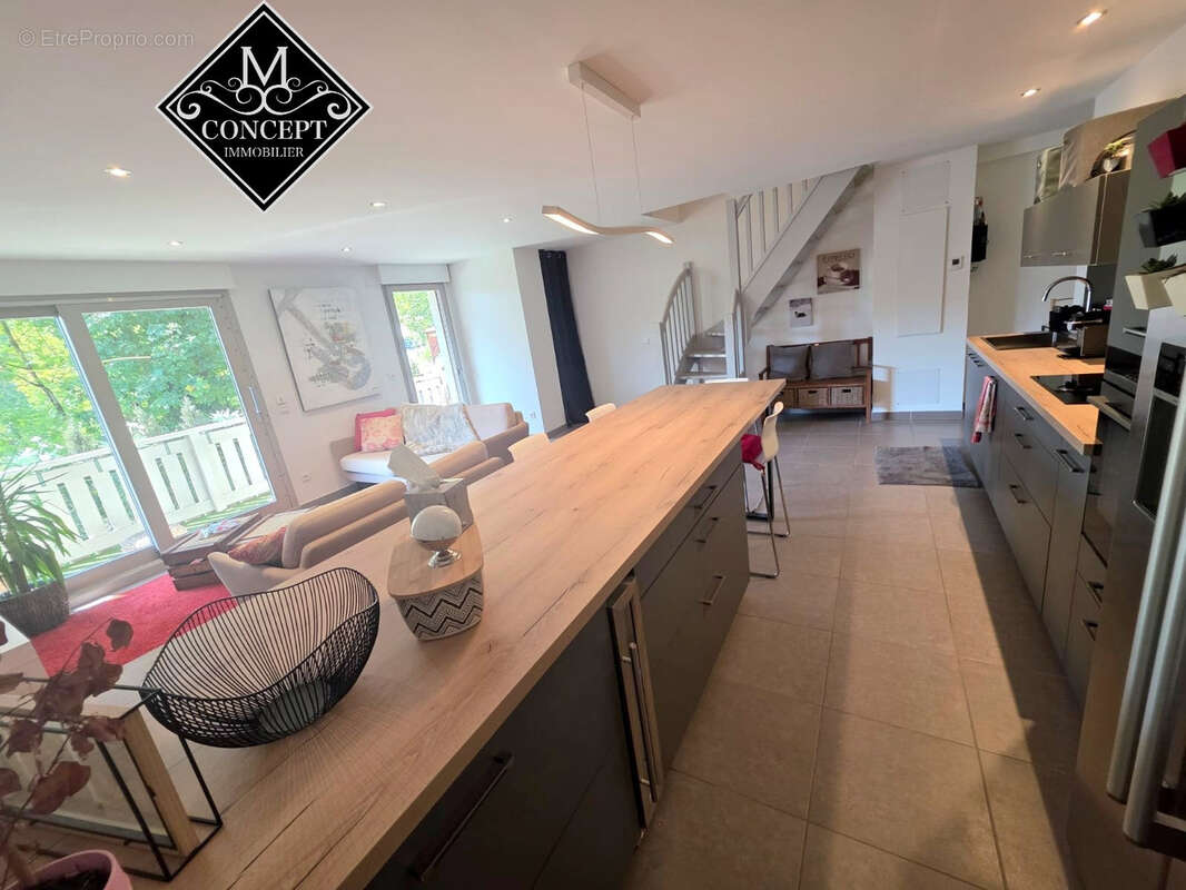 Appartement à MEYTHET