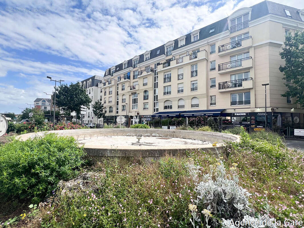 Appartement à HOUILLES