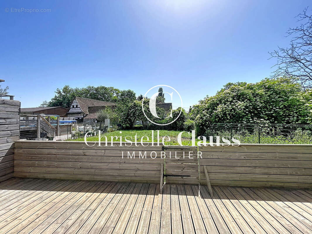 Unique 5-Room House in Berstett 150 m² - photo 15
