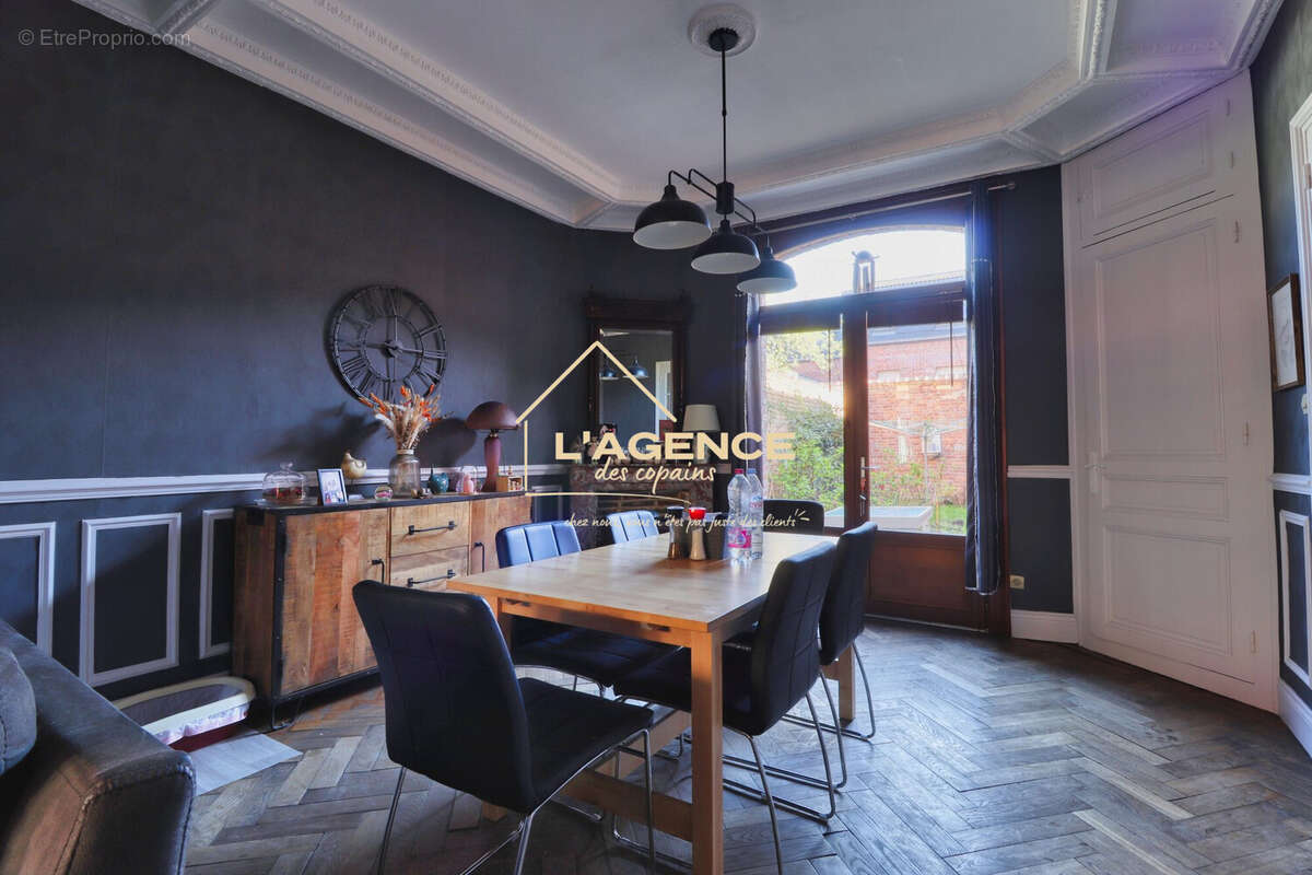 Maison à ARMENTIERES