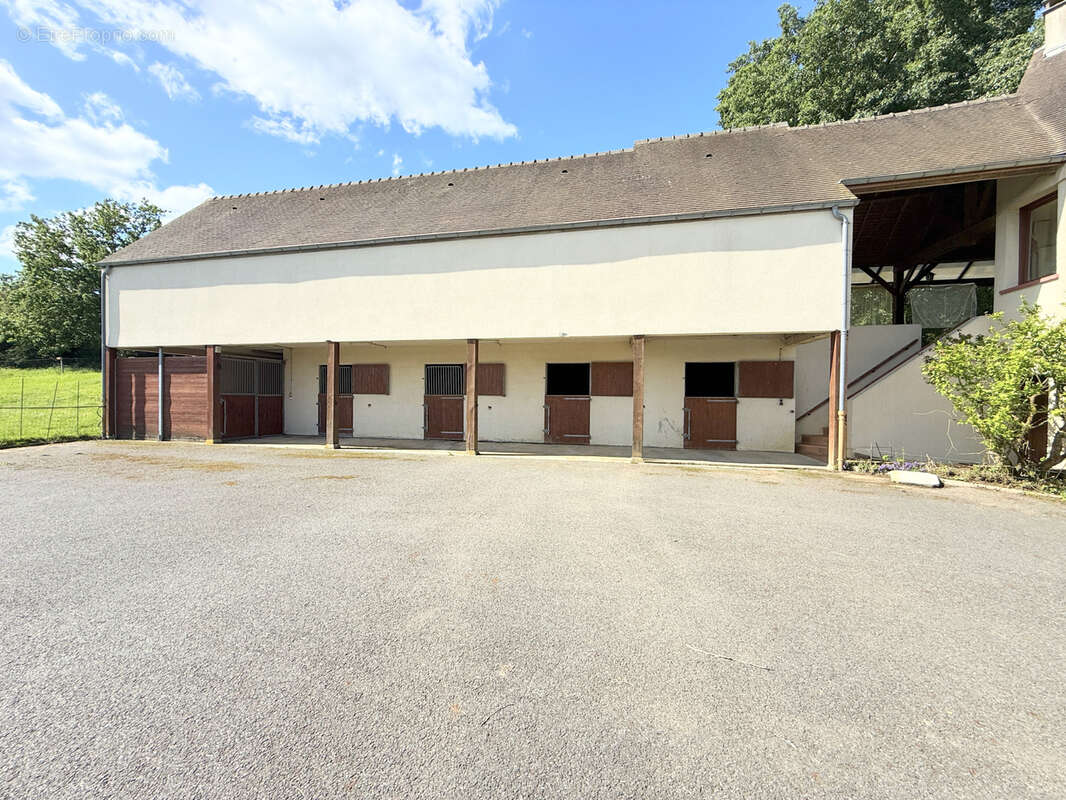 Maison à COULOMMIERS