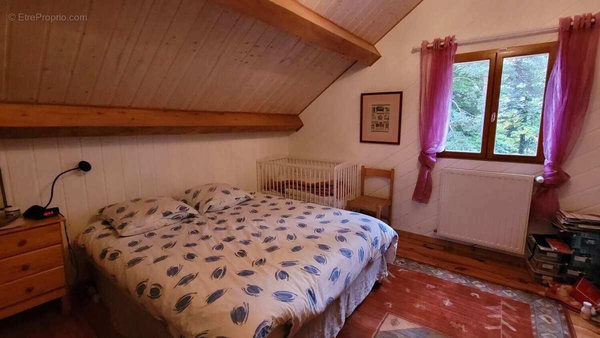 Maison à LE CHAMBON-SUR-LIGNON