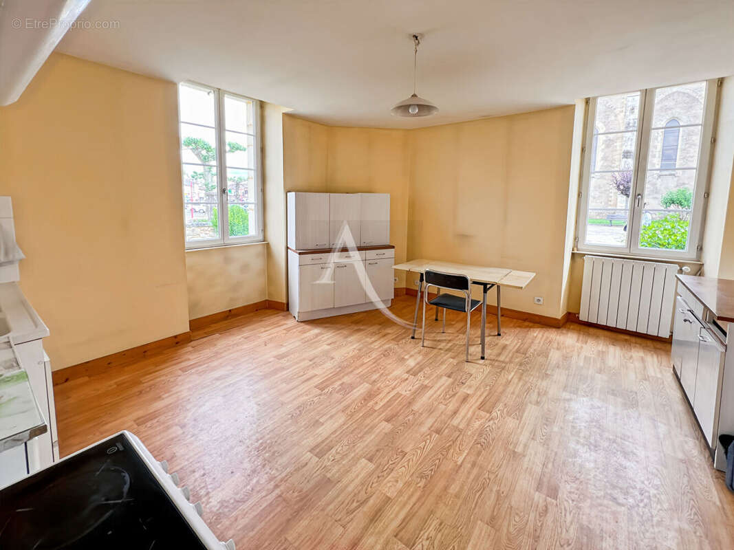 Maison à MONSEMPRON-LIBOS