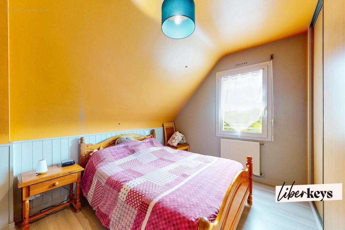Maison à COLLINEE
