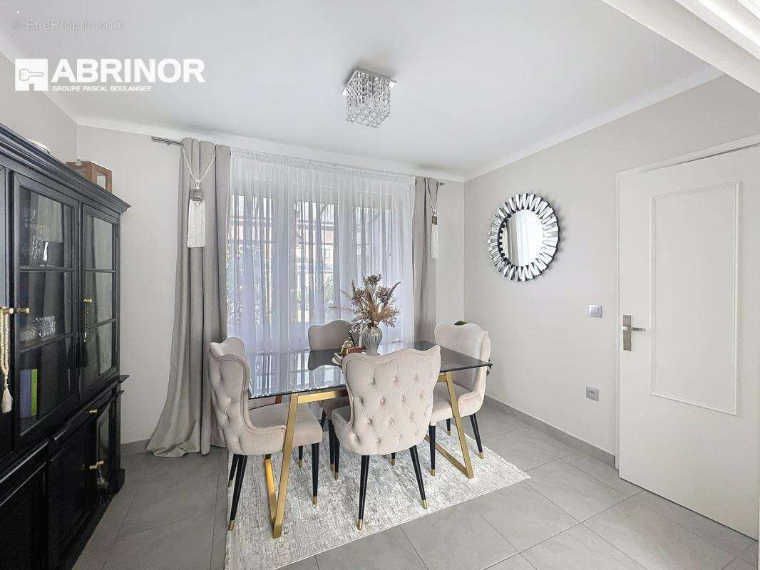 Maison à FACHES-THUMESNIL