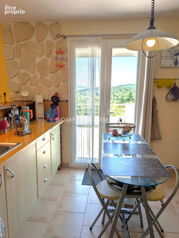 Dépt. 07 - A VENDRE Secteur COUCOURON - Villa de 2005 de 103 m2 -Parcelle de 1.708 m2 - photo 6