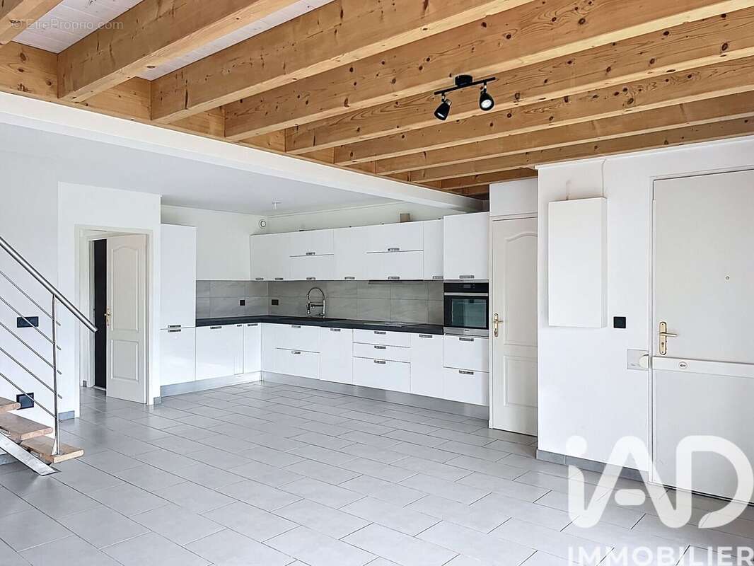 Photo 5 - Appartement à VIRY