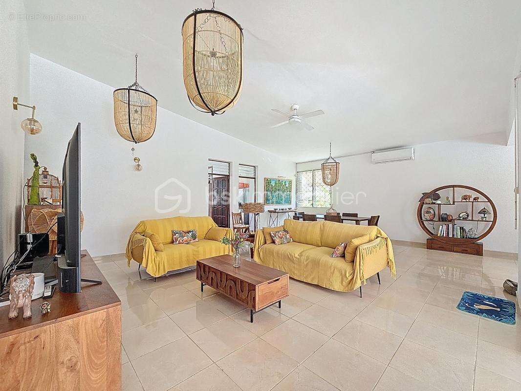 Maison à SAINT-FRANCOIS