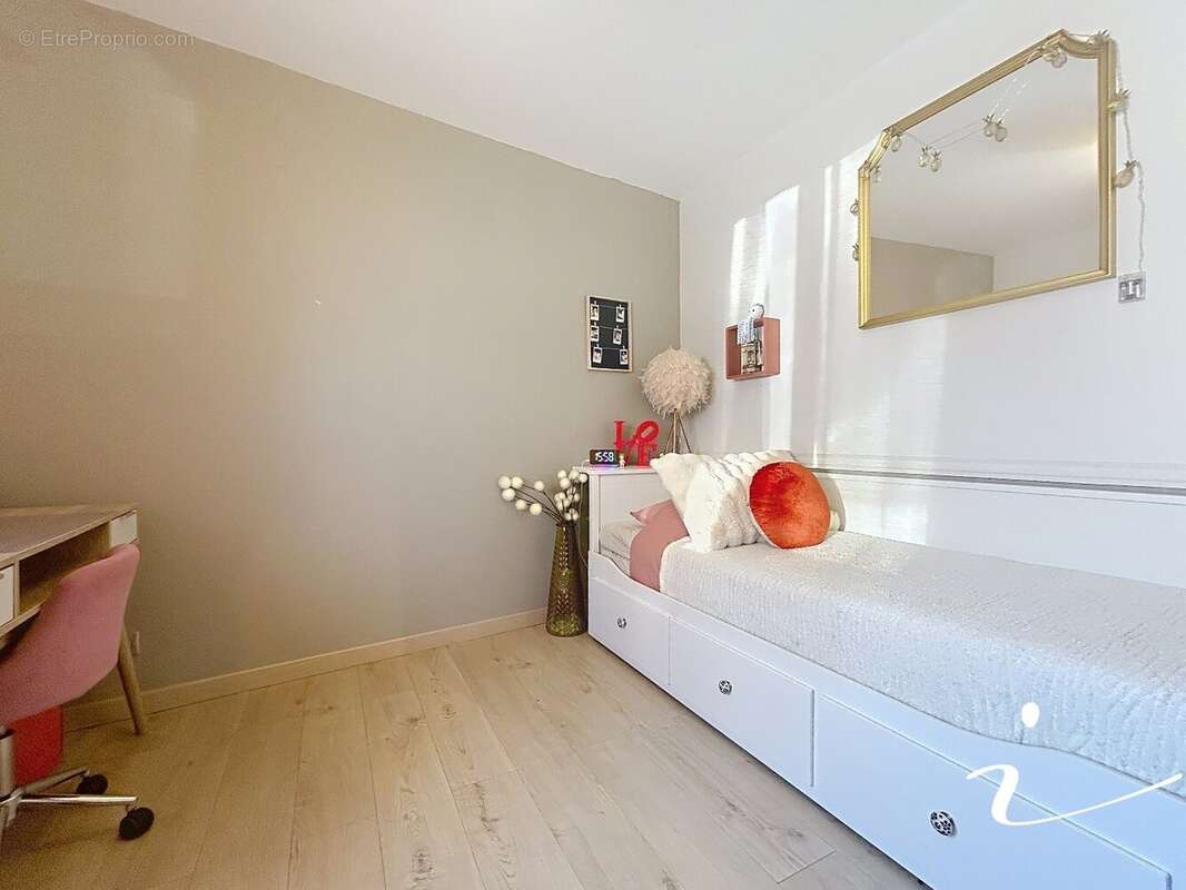 Maison à SAINT-JEAN-DE-VEDAS