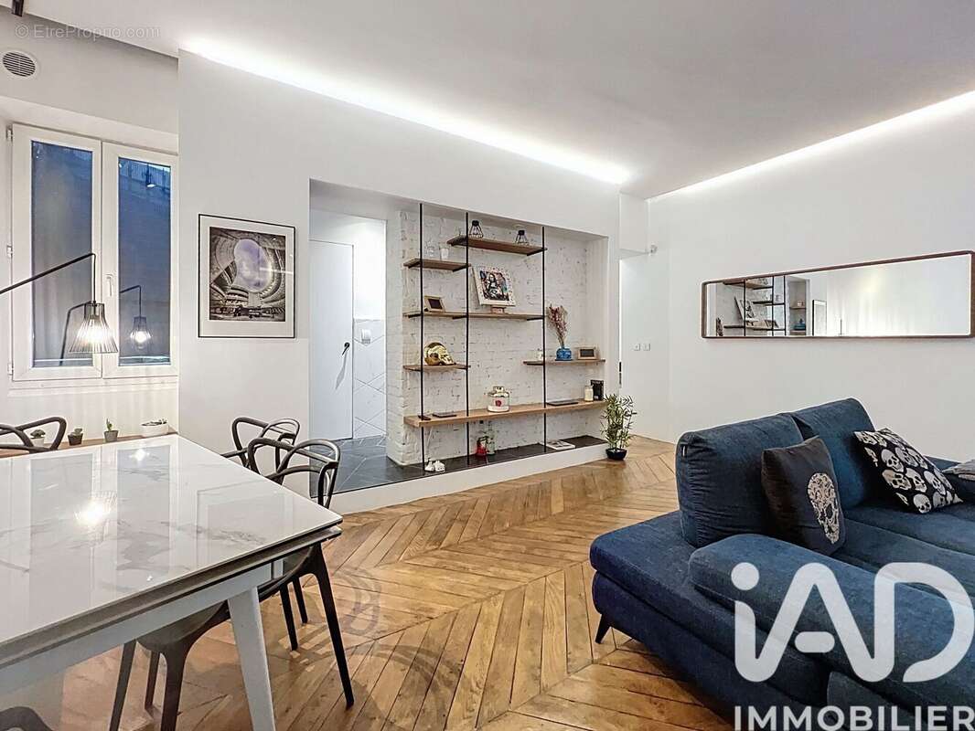 Photo 9 - Appartement à PARIS-8E