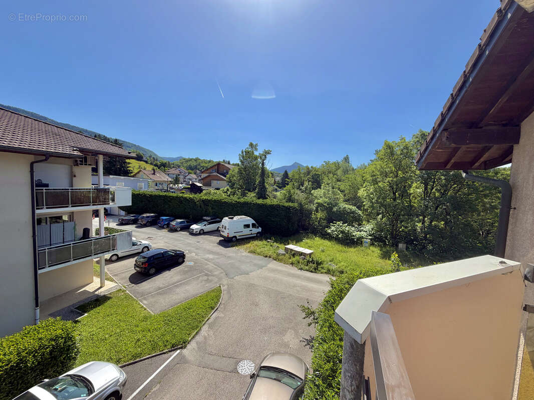 Appartement à BONNE