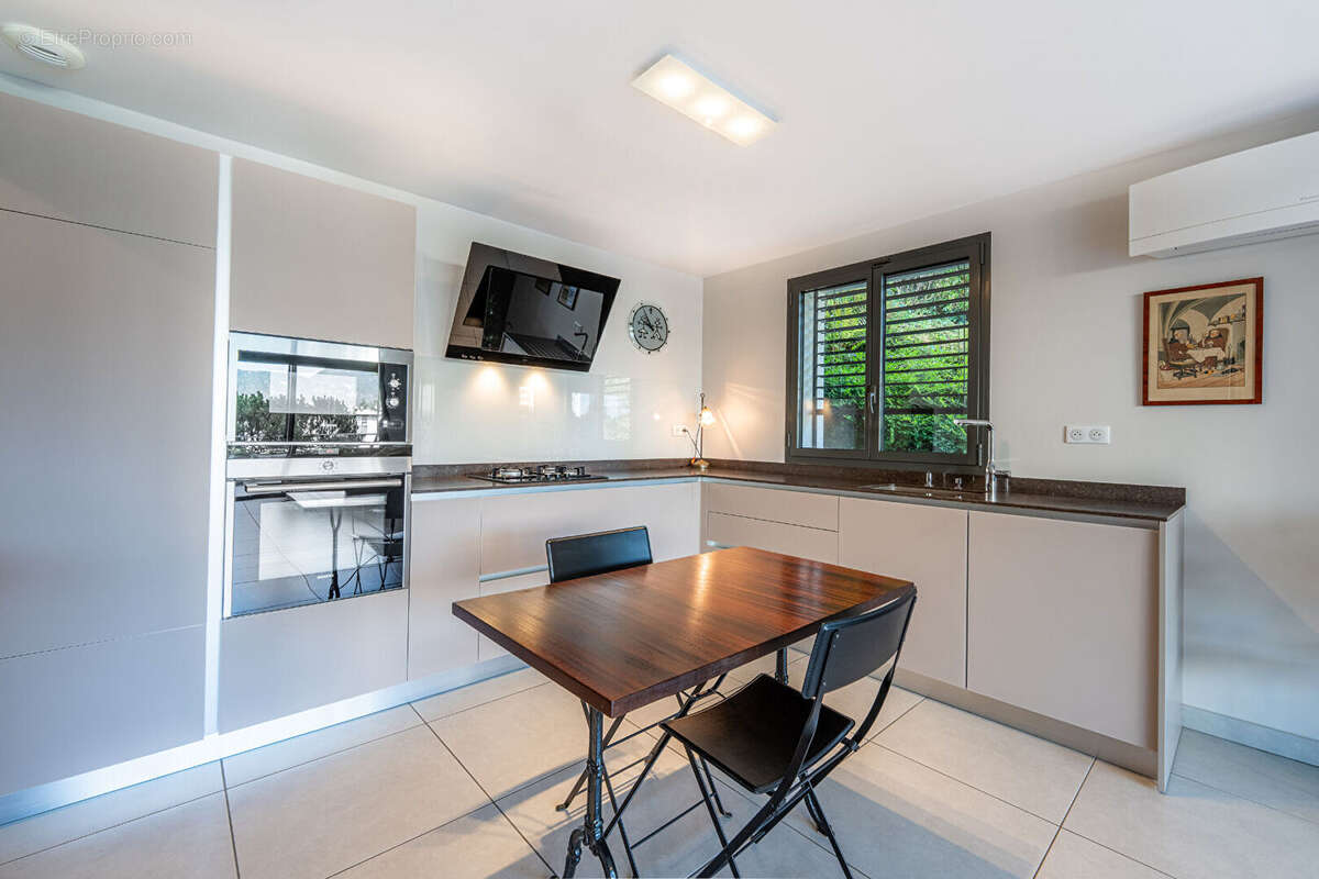 Appartement T3 avec grande terrasse et vue dégagée à Aix-les-Bains - photo 8