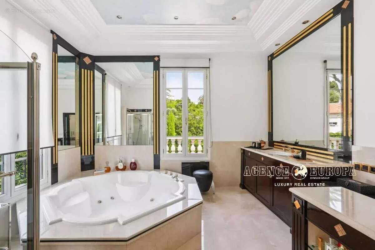 Maison à CANNES