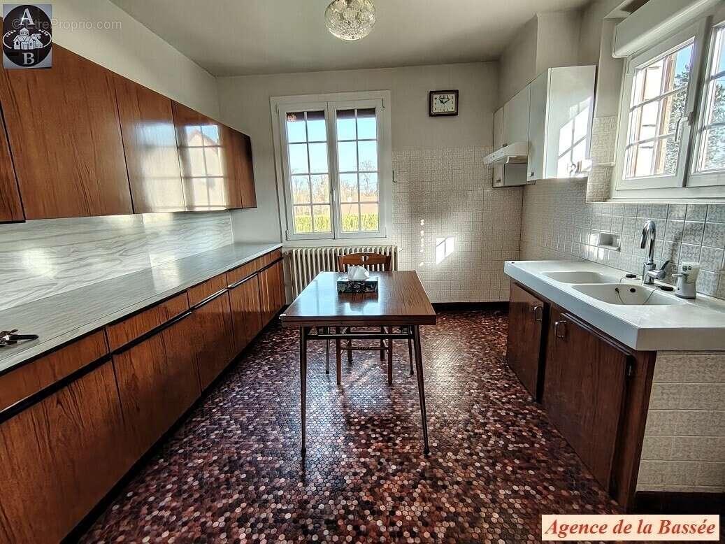 Maison 115 m² à Provins  - photo 5