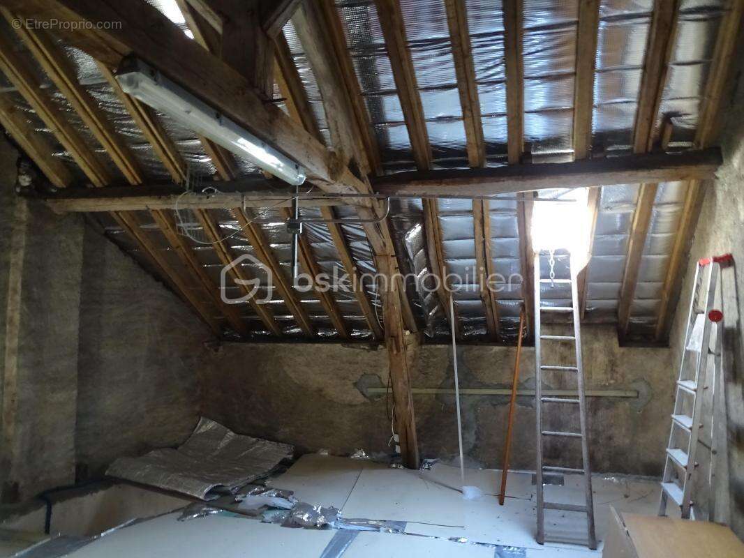 Appartement à COULLONS