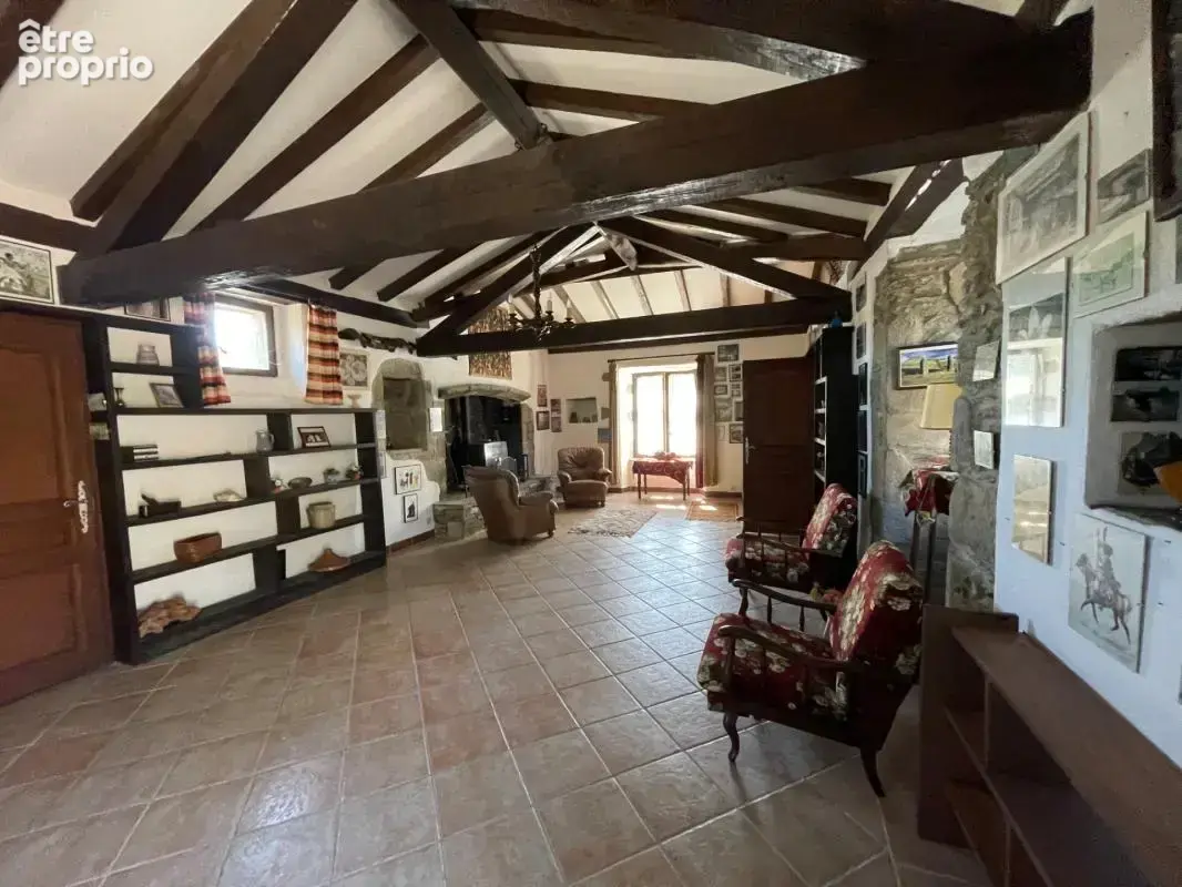 Mas, maison  authentique en pierres de schiste - photo 5
