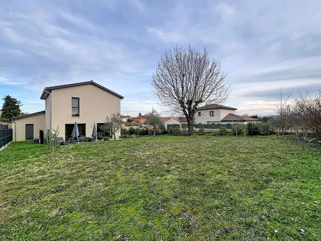 Maison à LE BOIS-D'OINGT