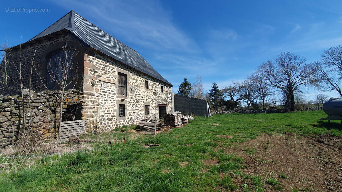 Maison à CUSSAC