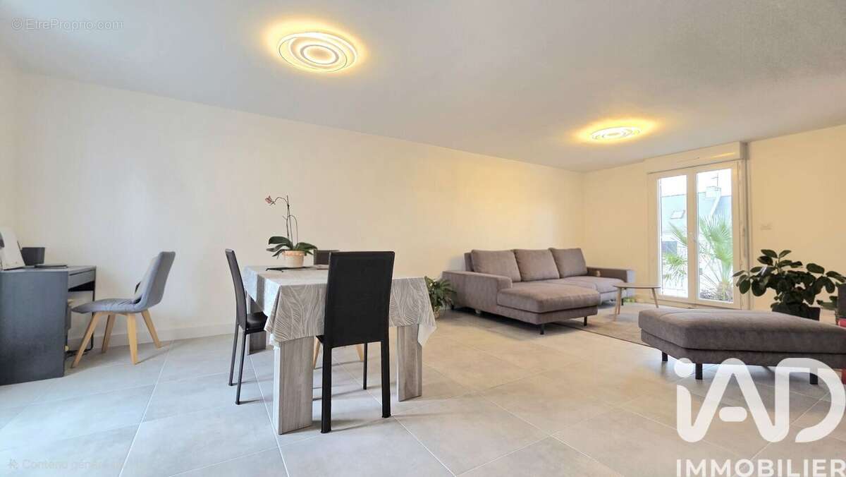 Photo 4 - Maison à LA TRINITE-SURZUR