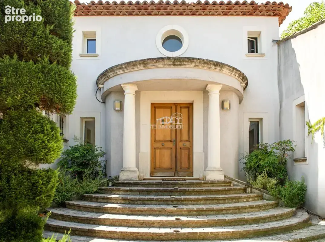 Photo Maison à Marignane au prix de 899 000€