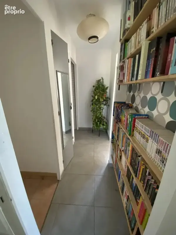 Lançon-Provence - 8400 m2 de terrain avec sa maison de 136 m2 et bien plus encore !!! - photo 8