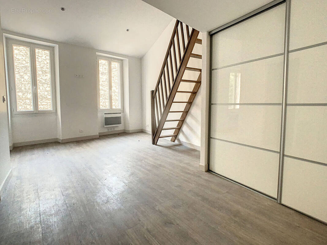 Appartement à MARSEILLE-6E