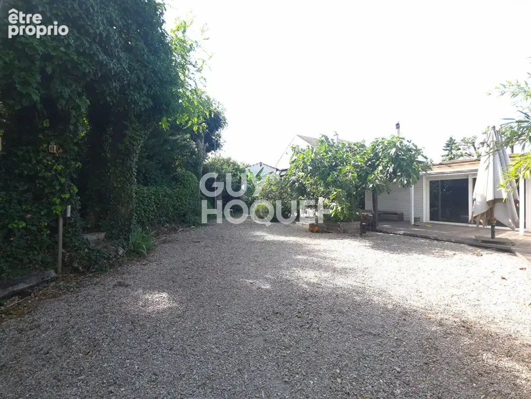 Maison avec de beaux volumes et gros potentiel - photo 8