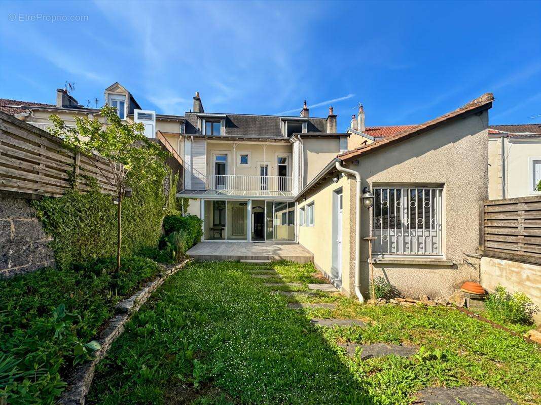 Maison à PERIGUEUX