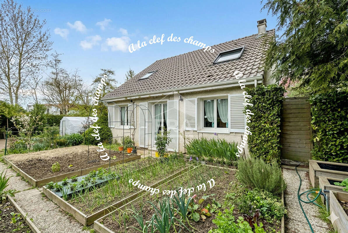 Maison à GIF-SUR-YVETTE