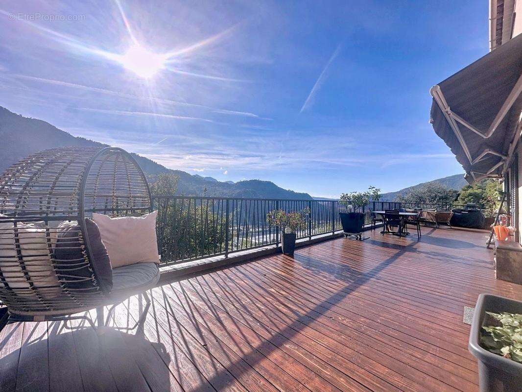 Maison à SAINT-MARTIN-DU-VAR