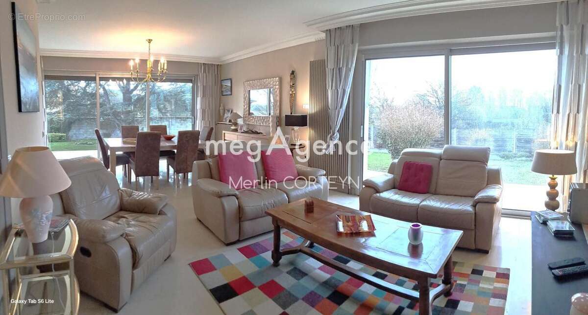 Maison à LE VIVIER-SUR-MER