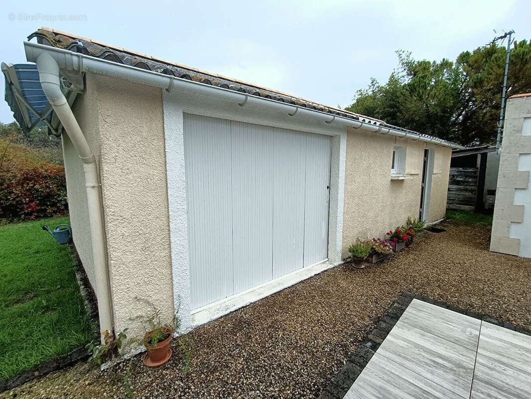 Maison à TONNAY-CHARENTE