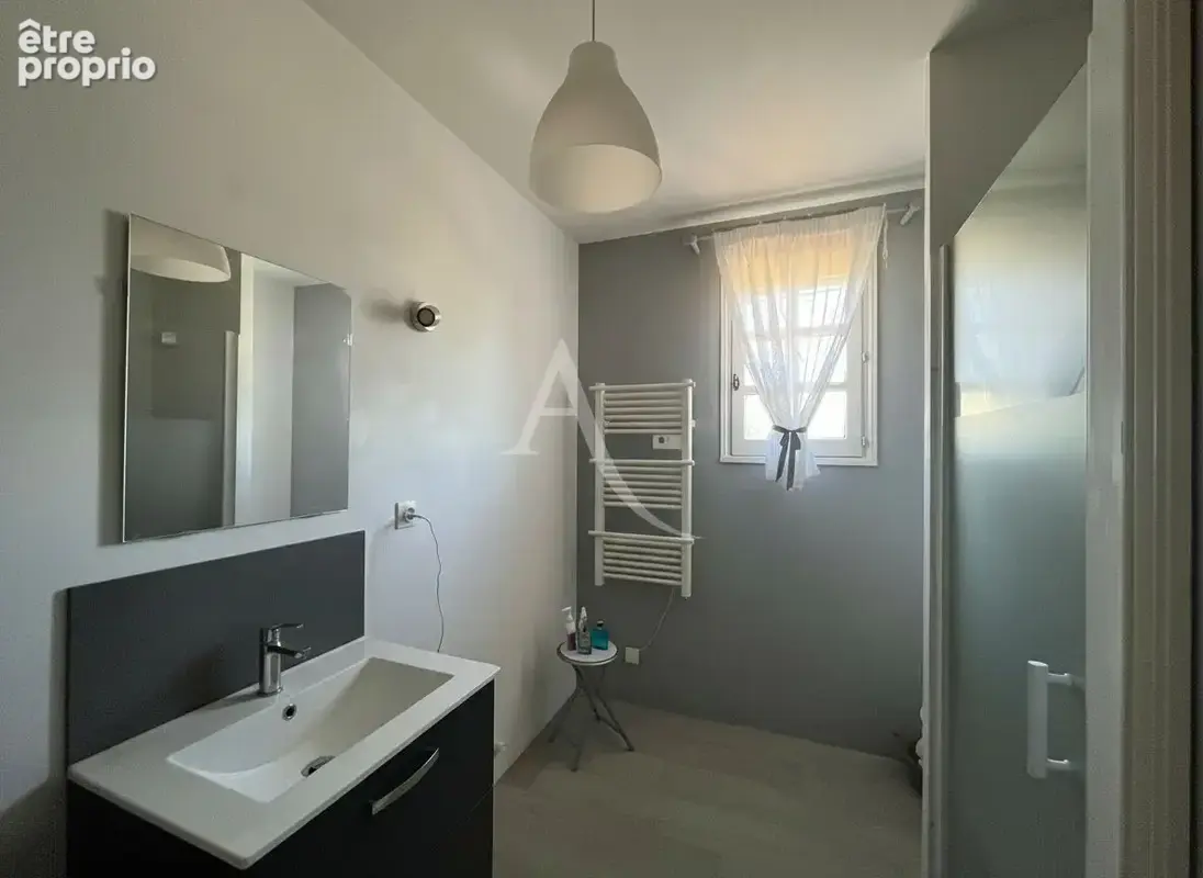 Grande maison de 182m² avec 4 chambres, piscine et sous-sol complet sur la commune de Rabastens ! - photo 11