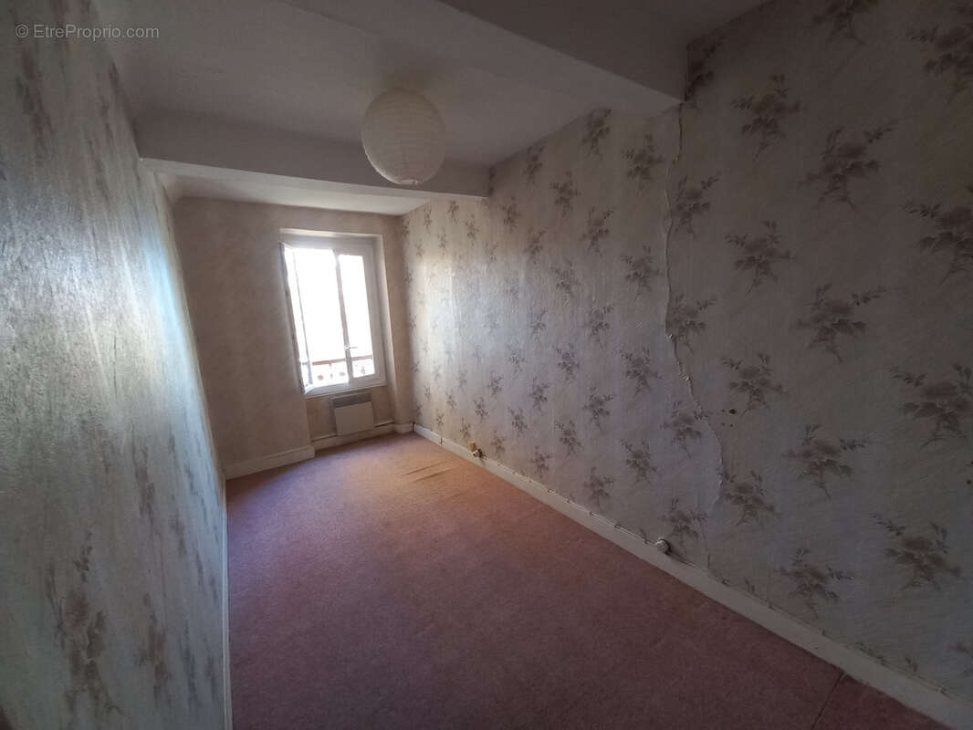 Maison à TRIE-SUR-BAISE