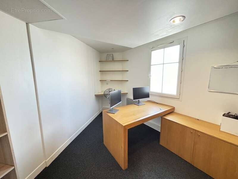 Commerce à LA FERTE-SOUS-JOUARRE