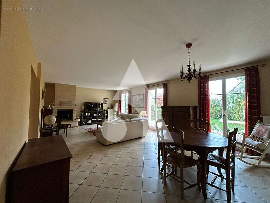 Maison à SAINT-GERMAIN-SUR-MORIN